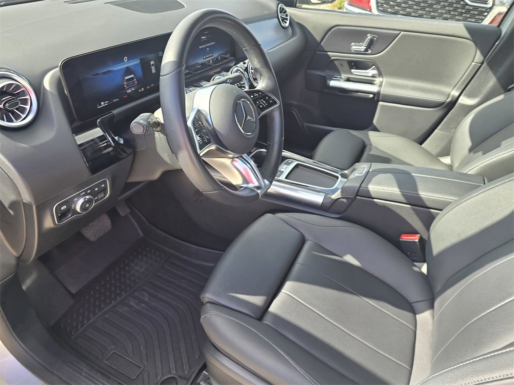 Used 2025 Mercedes-Benz GLA 250 image 21