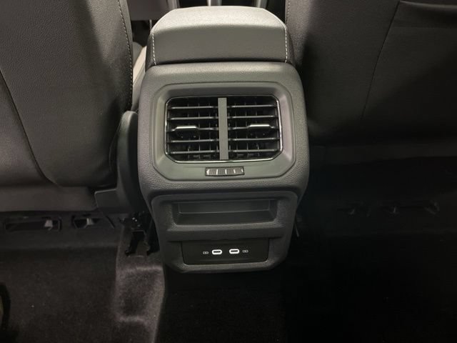 New 2026 Volkswagen Taos SEL AWD/4WD image 26