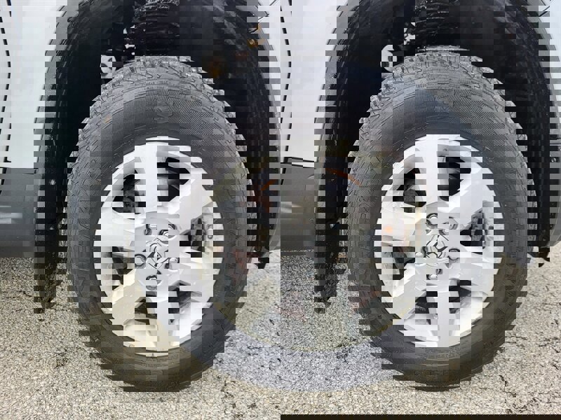 Used 2011 Honda Element EX image 31