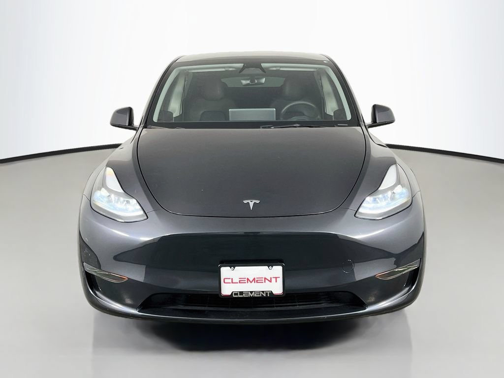 Used 2024 Tesla Model Y Long Range RWD image 2