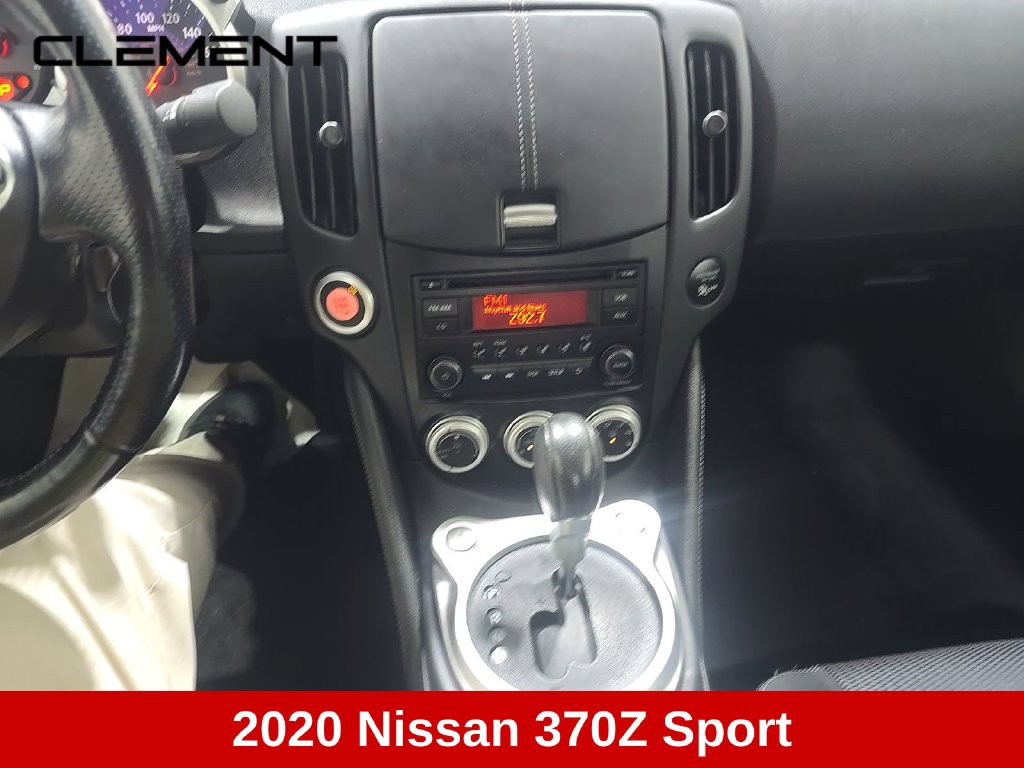 Used 2020 Nissan 370Z Touring Sport RWD image 5