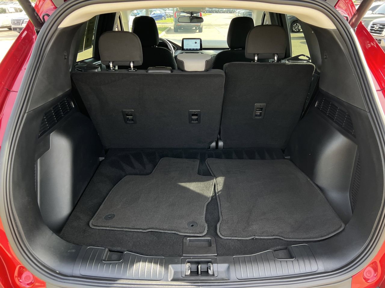 Used 2025 Ford Escape Active image 27