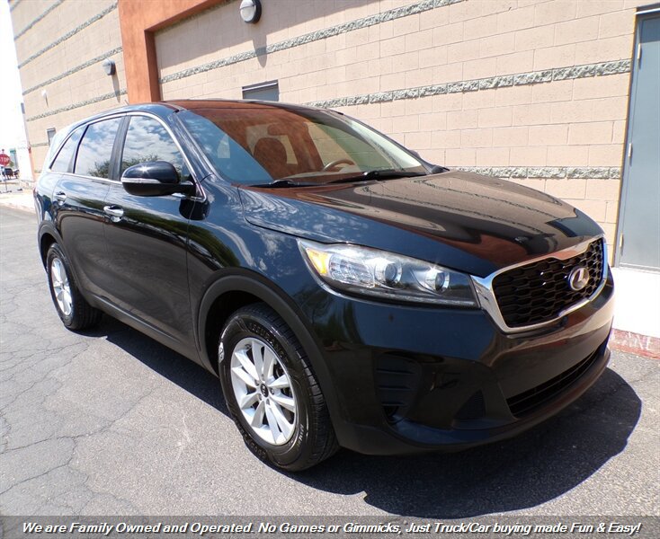 Used 2019 Kia Sorento L FWD image 1