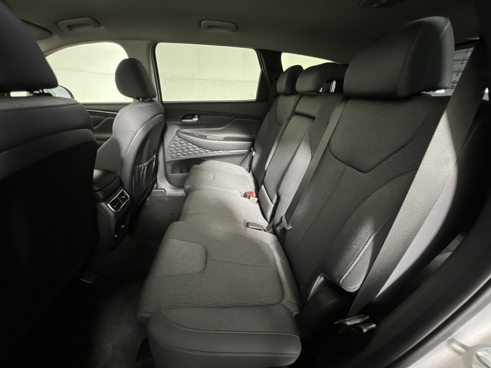 Used 2023 Hyundai Santa Fe SEL AWD/4WD image 24