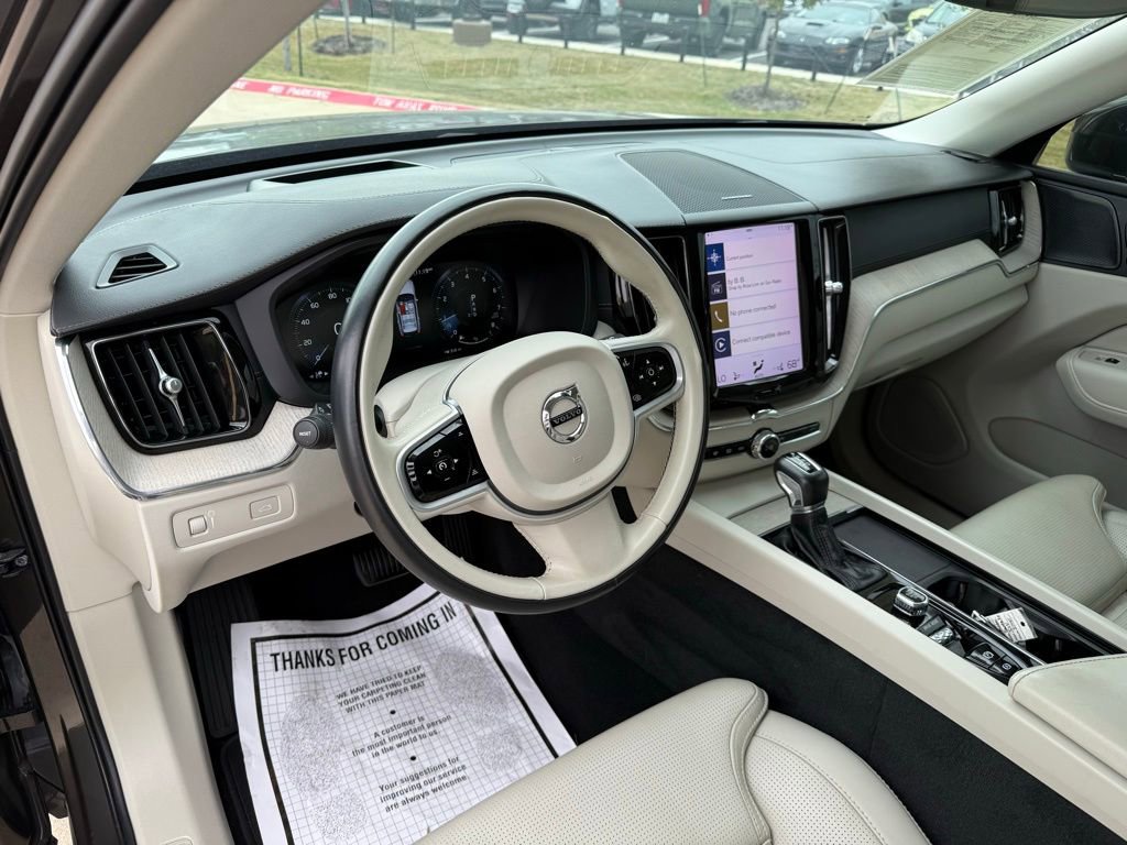 Used 2021 Volvo XC60 T5 Inscription w/ Advanced Package image 12