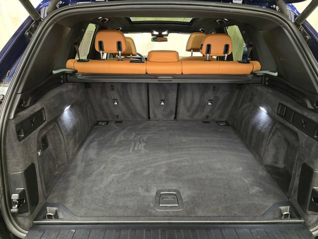 Used 2025 BMW X5 M60i AWD/4WD image 40