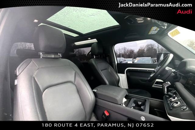 Used 2023 Land Rover Defender 90 S image 14