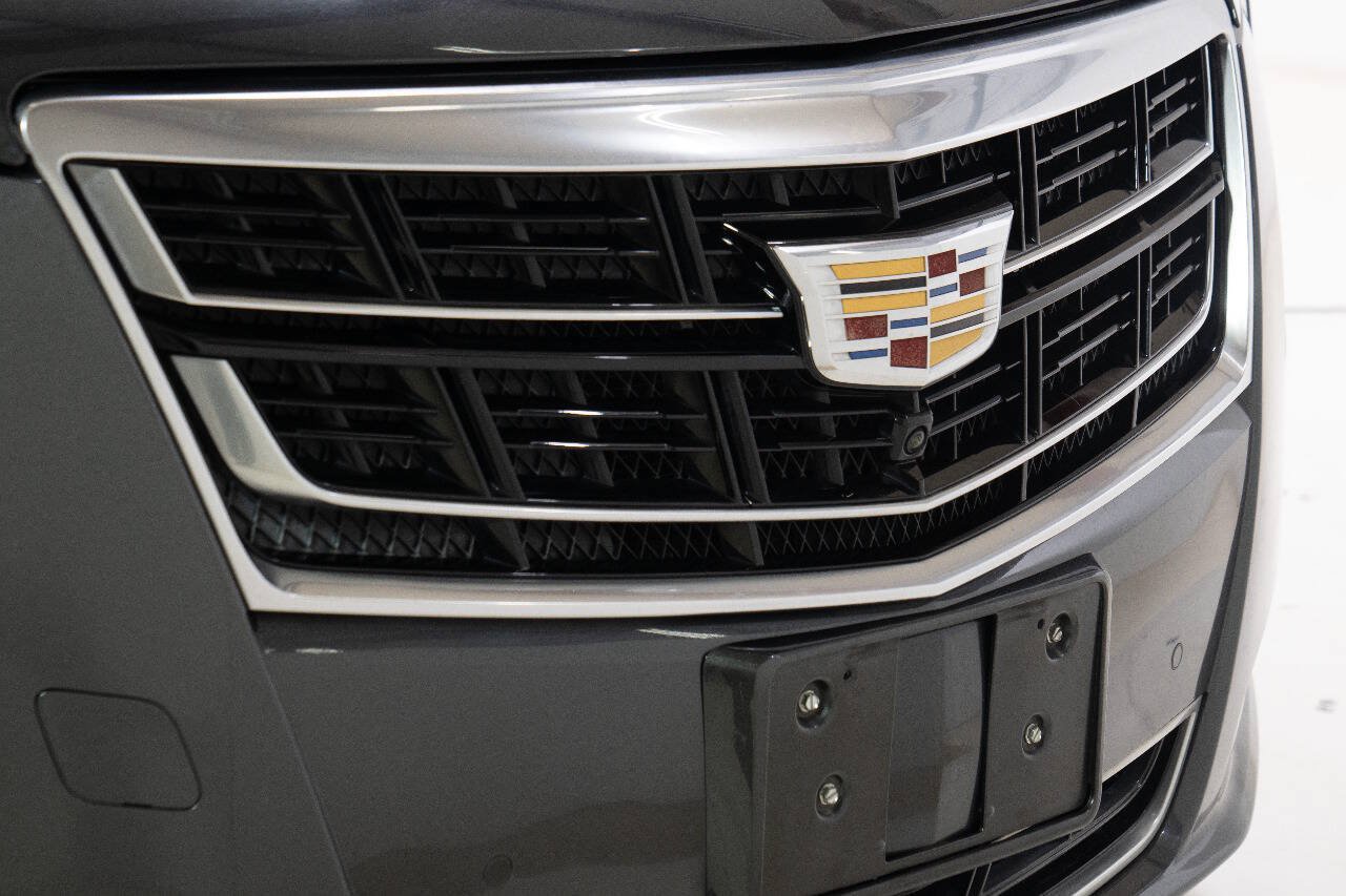 Used 2017 Cadillac XTS Luxury w/ Driver Awareness Package FWD image 11