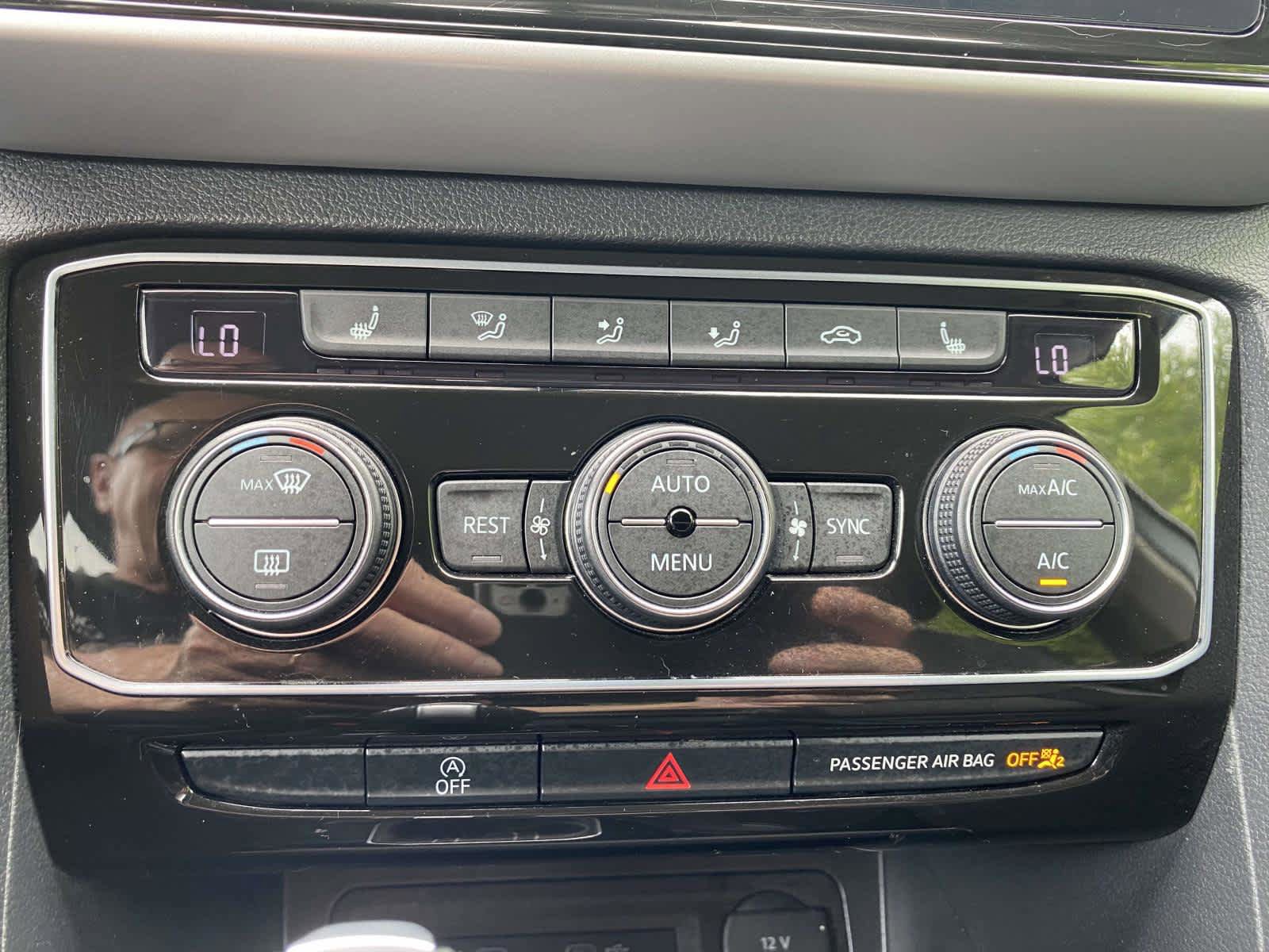 Certified 2023 Volkswagen Atlas SE AWD/4WD image 17