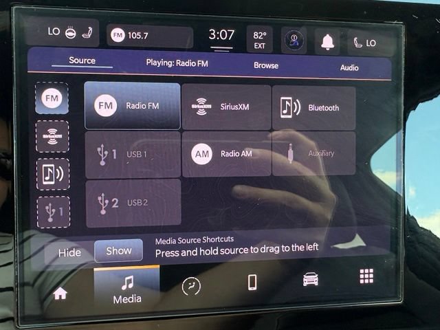 Used 2025 Jeep Grand Cherokee Altitude AWD/4WD image 6