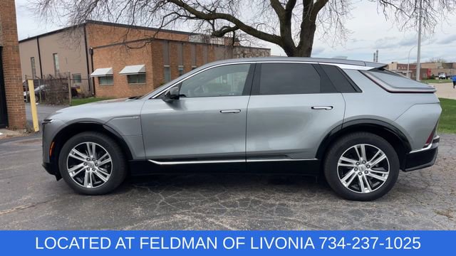 Used 2024 Cadillac Lyriq Tech w/ Driver Assist Package image 5