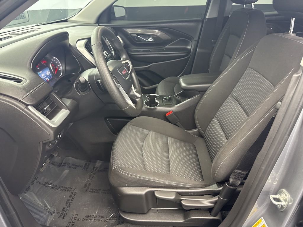 Used 2024 GMC Terrain SLE w/ Elevation Edition FWD image 13