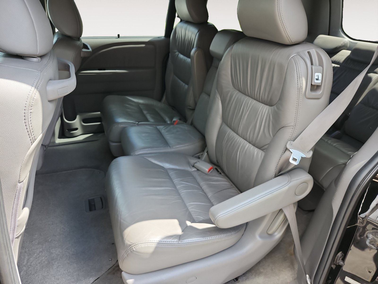 Used 2010 Honda Odyssey EX-L image 13