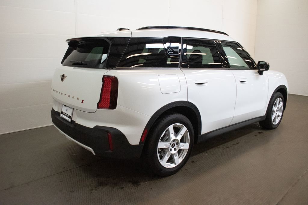 Used 2025 MINI Cooper Countryman S w/ Comfort Package Max image 4