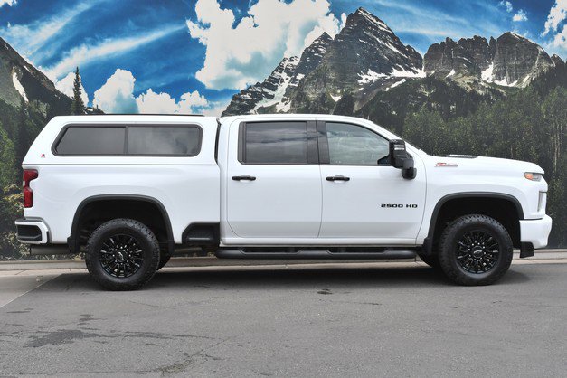 Used 2021 Chevrolet Silverado 2500 LTZ w/ LTZ Plus Package AWD/4WD image 2