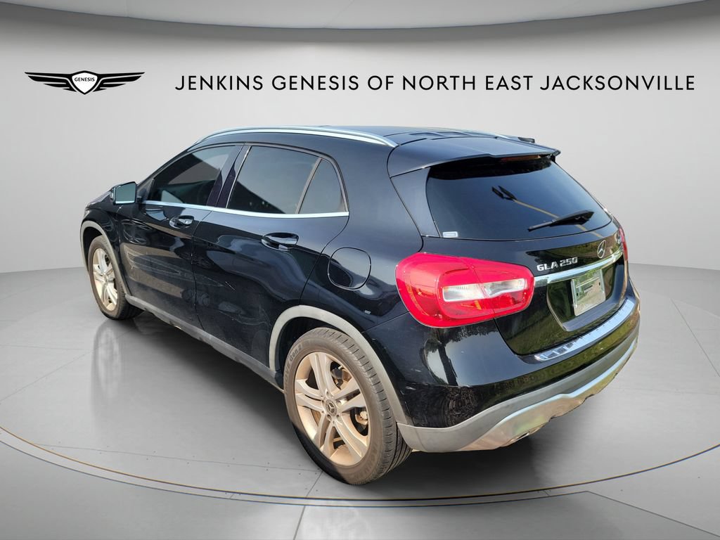 Used 2018 Mercedes-Benz GLA 250 4MATIC image 4