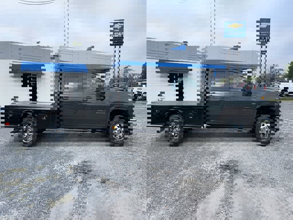 New 2026 Chevrolet Silverado 3500 LT w/ Convenience Package image 4