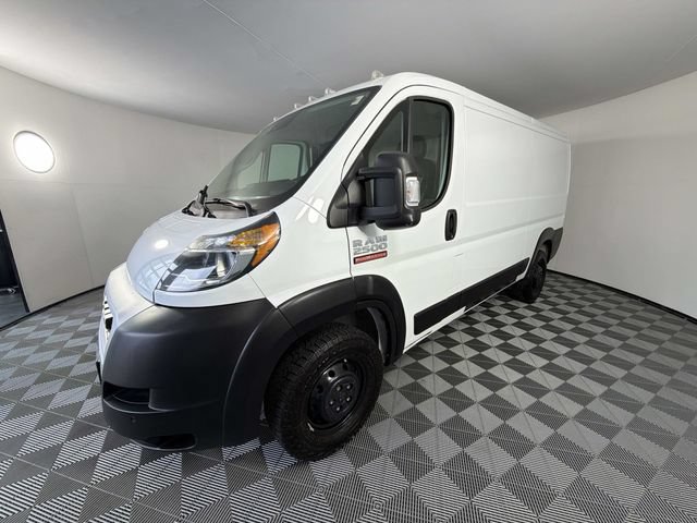 Used 2022 RAM ProMaster 2500 w/ Driver Convenience Group FWD image 8
