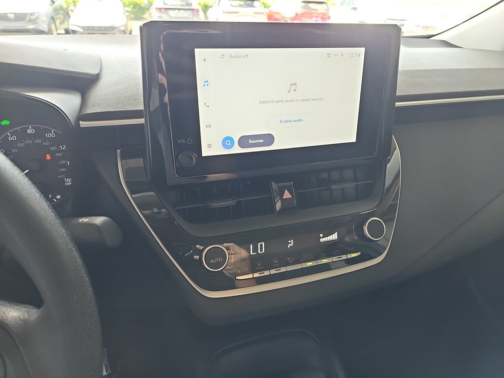Used 2025 Toyota Corolla LE FWD image 20