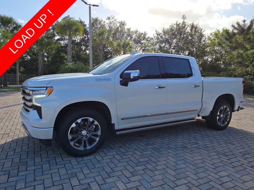 Used 2024 Chevrolet Silverado 1500 High Country w/ Technology Package image 3