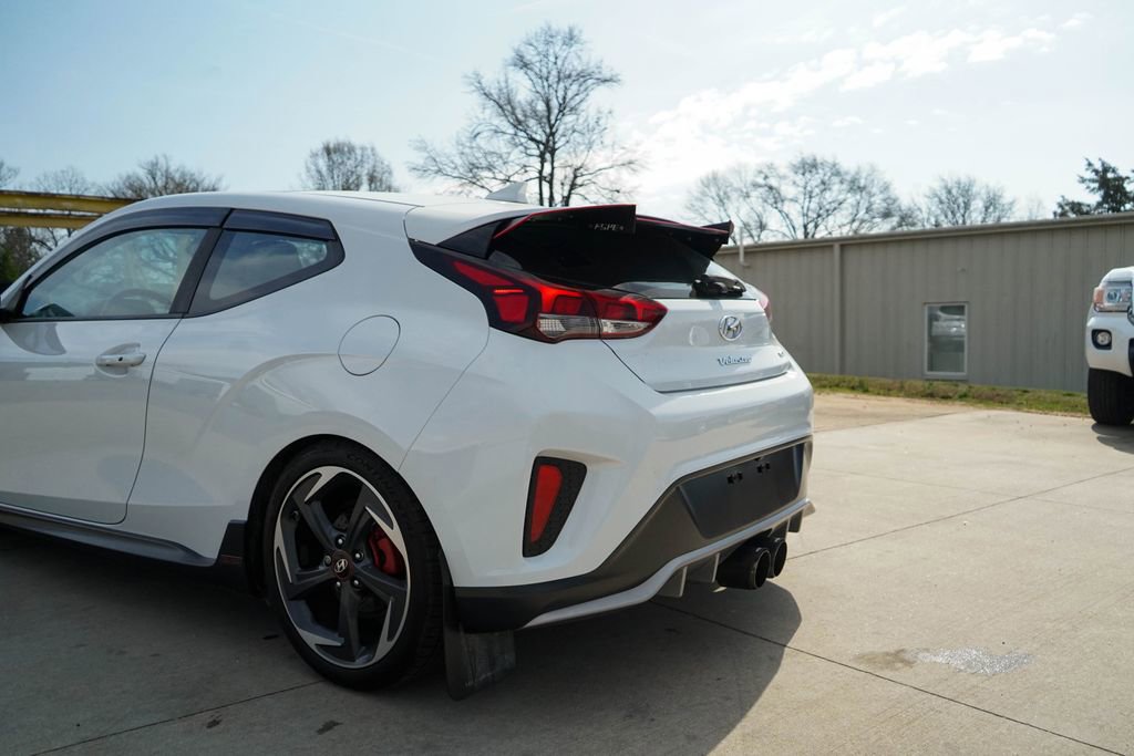 Used 2019 Hyundai Veloster Turbo image 15