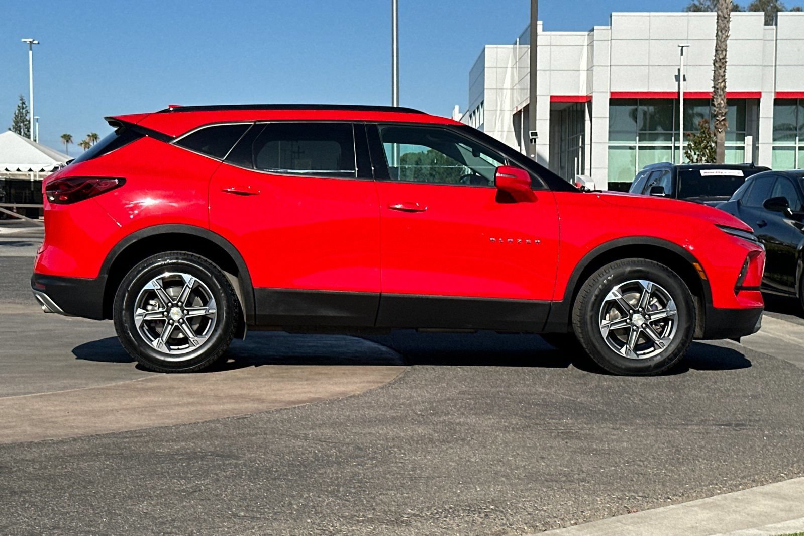 Certified 2024 Chevrolet Blazer LT FWD image 3