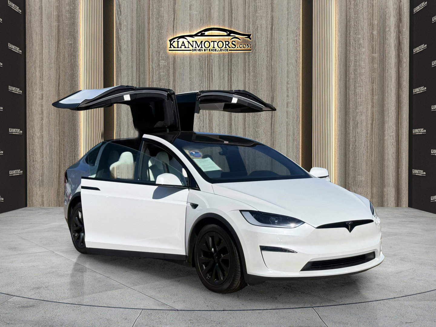 Used 2023 Tesla Model X image 34