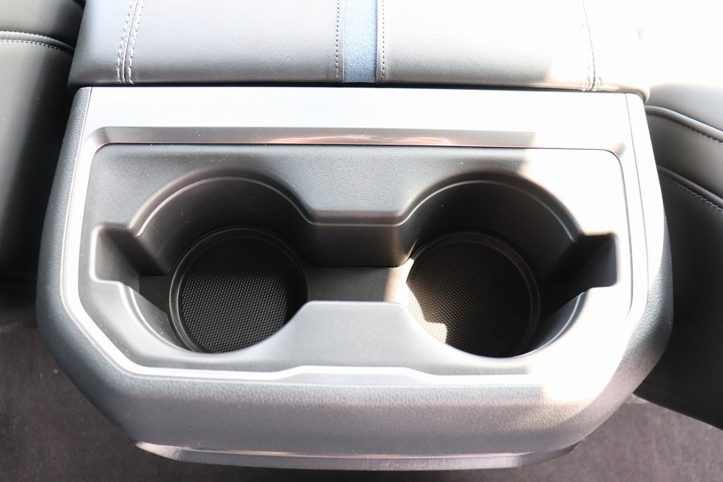 New 2025 Ford F250 Platinum image 25