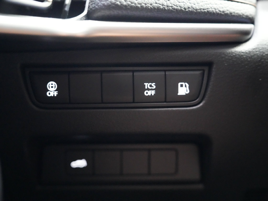 Used 2024 MAZDA CX-90 Plug-In Hybrid w/ Preferred AWD/4WD image 23