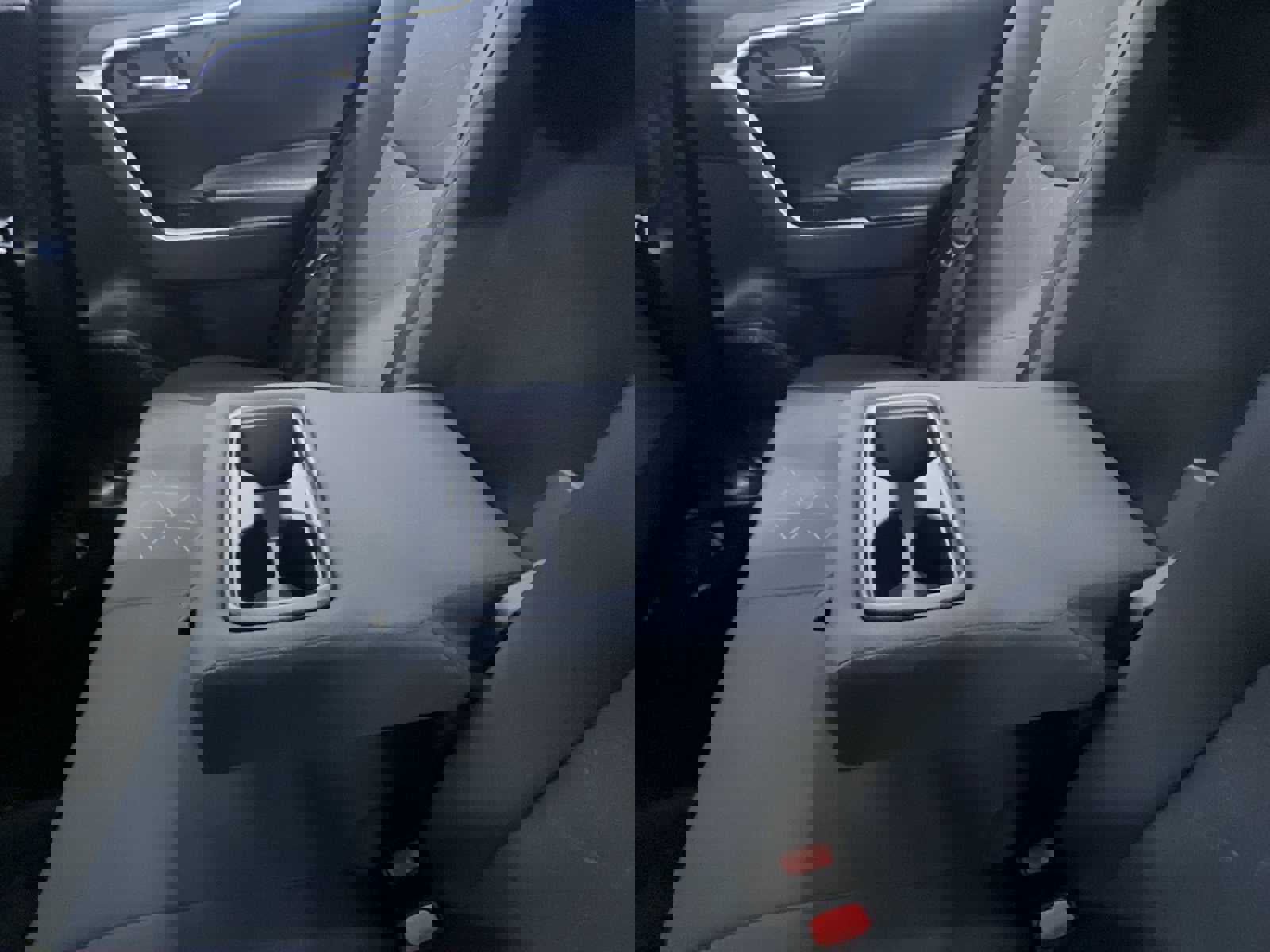 Used 2022 Toyota RAV4 XLE image 36