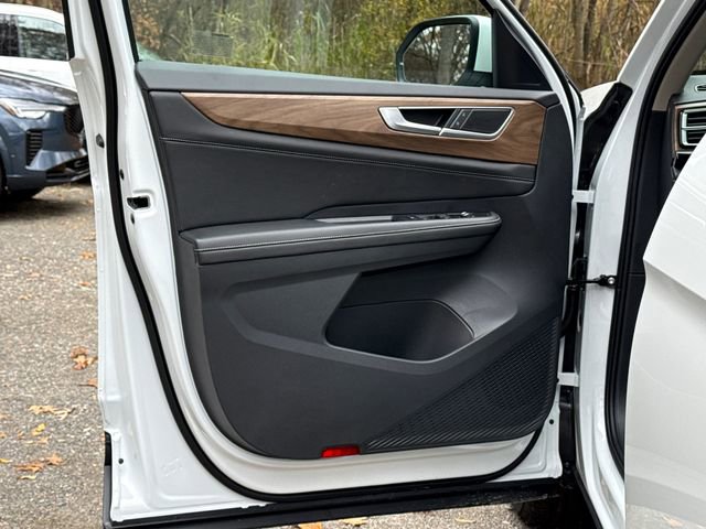 New 2026 Volkswagen Atlas SE image 9