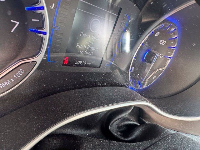 Used 2018 Chrysler Pacifica Touring Plus FWD image 14