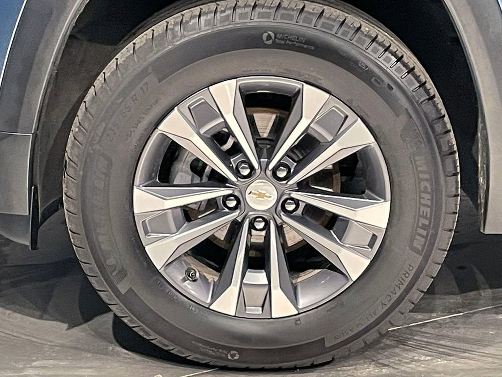 Used 2026 Chevrolet Equinox LT image 36