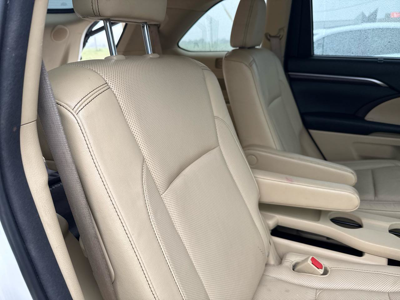 Used 2014 Toyota Highlander Limited Platinum AWD/4WD image 47
