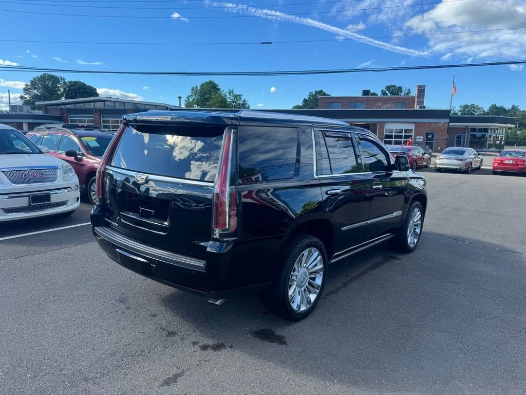 Used 2018 Cadillac Escalade Platinum AWD/4WD image 7
