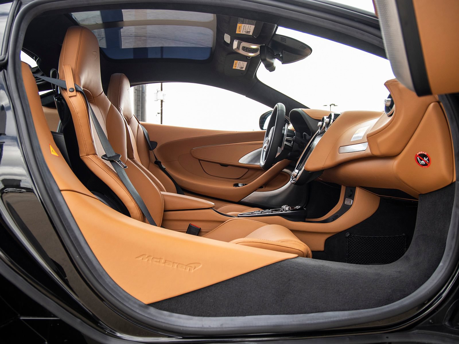 Used 2023 McLaren GT RWD image 39