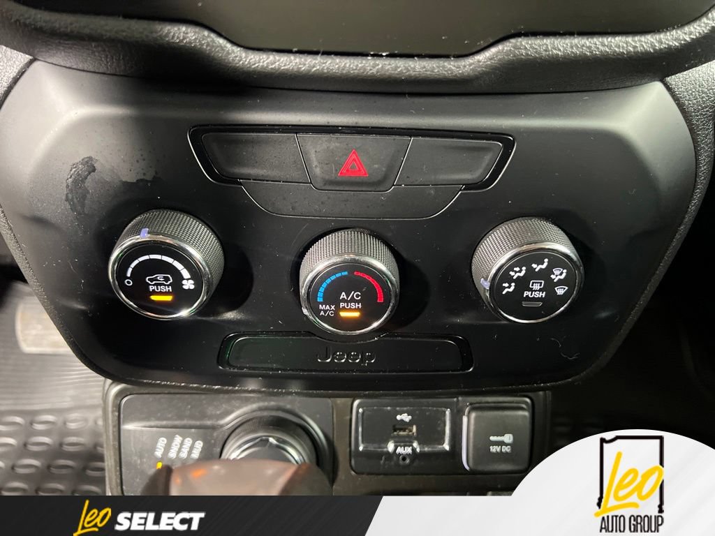 Used 2020 Jeep Renegade Sport w/ UConnect 7.0 Group AWD/4WD image 26