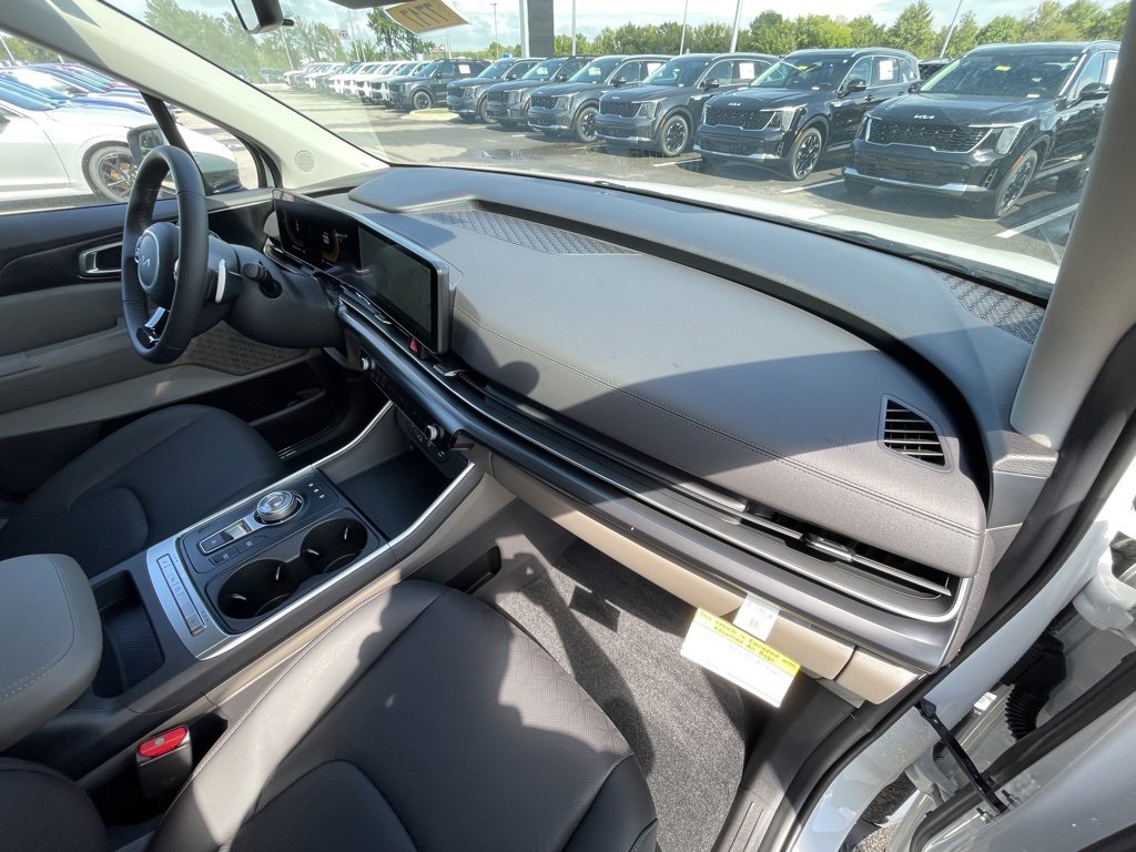 New 2026 Kia Carnival LXS image 31