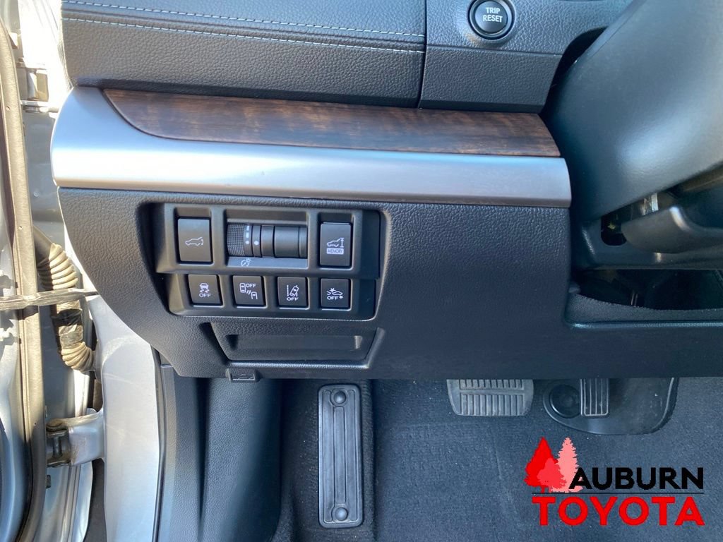 Used 2019 Subaru Outback 3.6R Limited w/ Popular Package #2 AWD/4WD image 40