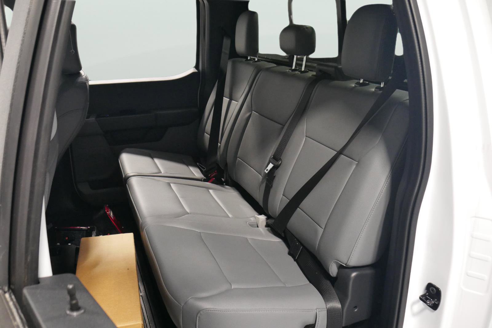 New 2025 Ford F250 XL w/ XL Chrome Package image 49