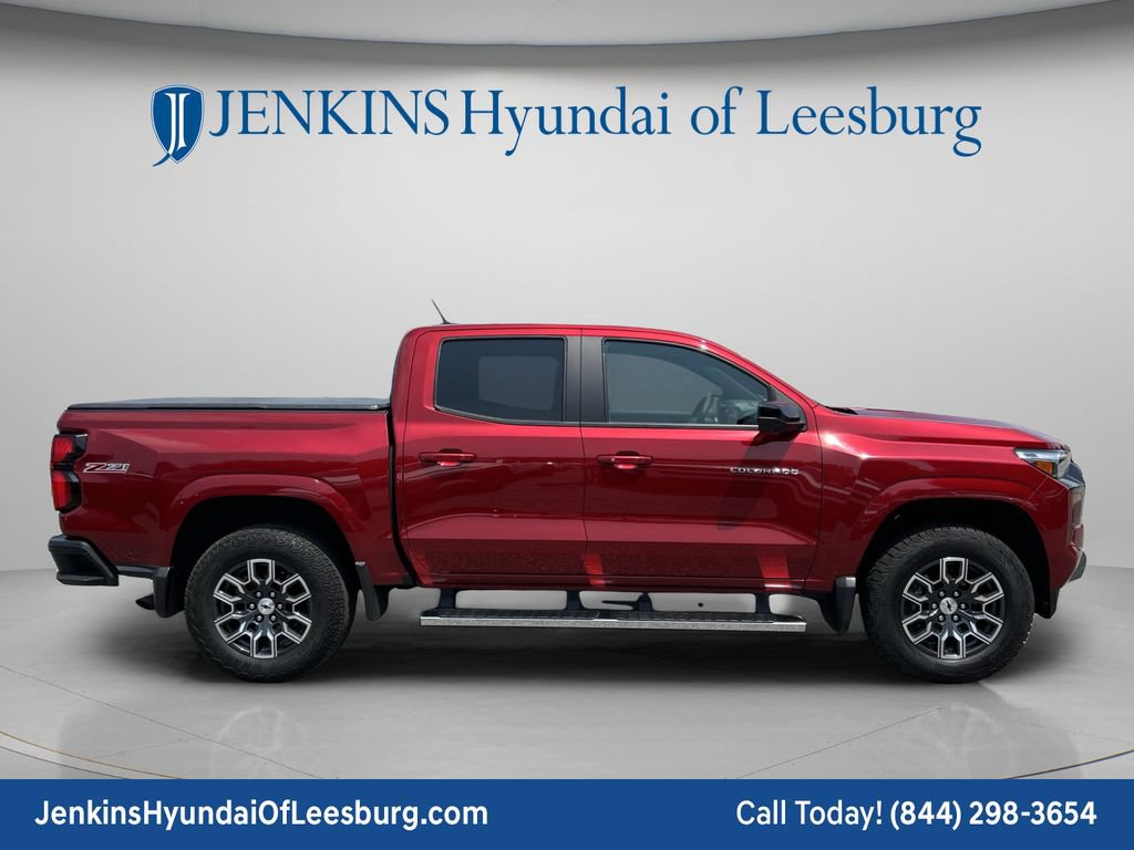 Used 2023 Chevrolet Colorado Z71 w/ Z71 Convenience Package 2 AWD/4WD image 3