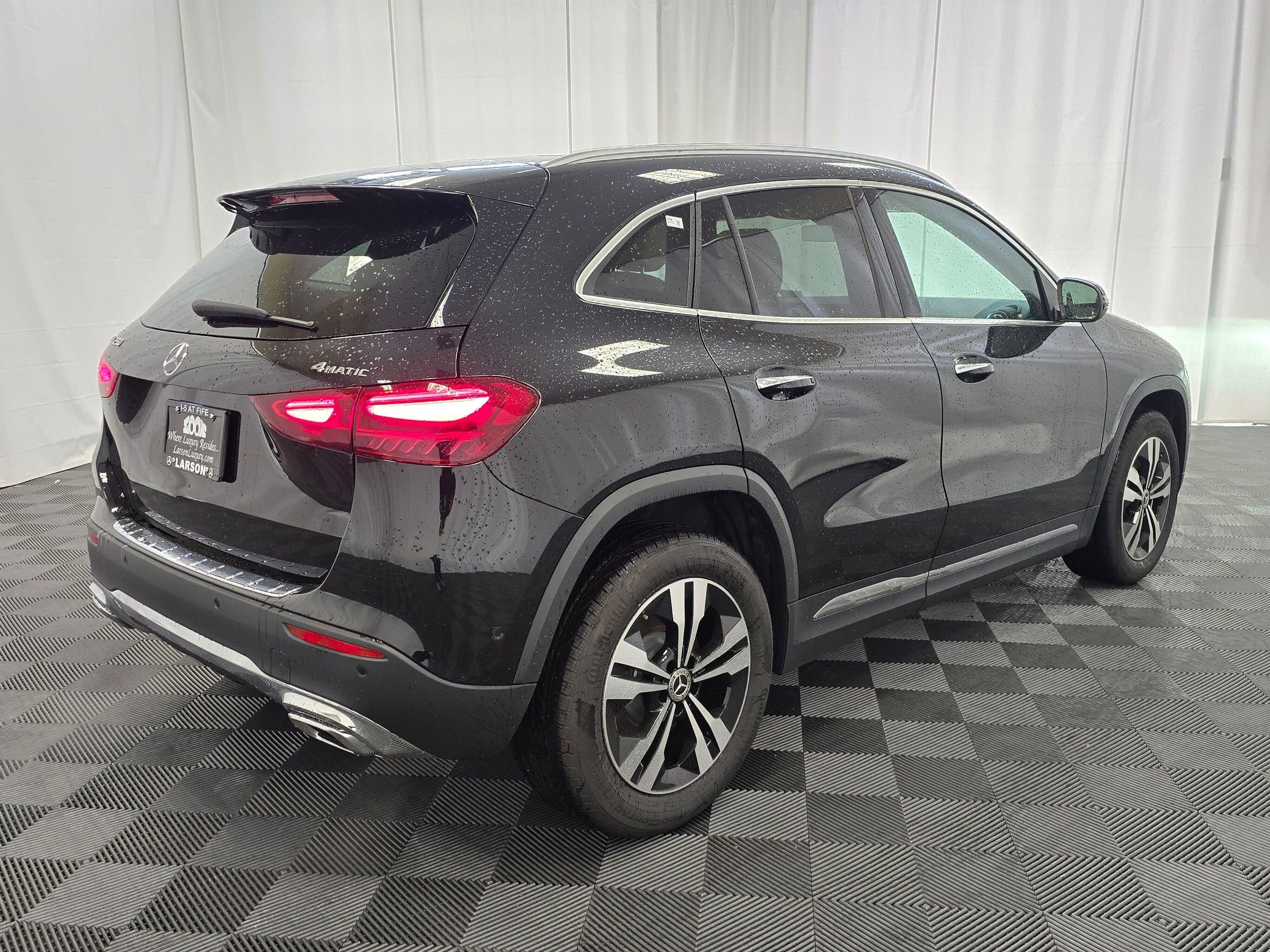 Used 2025 Mercedes-Benz GLA 250 4MATIC image 6