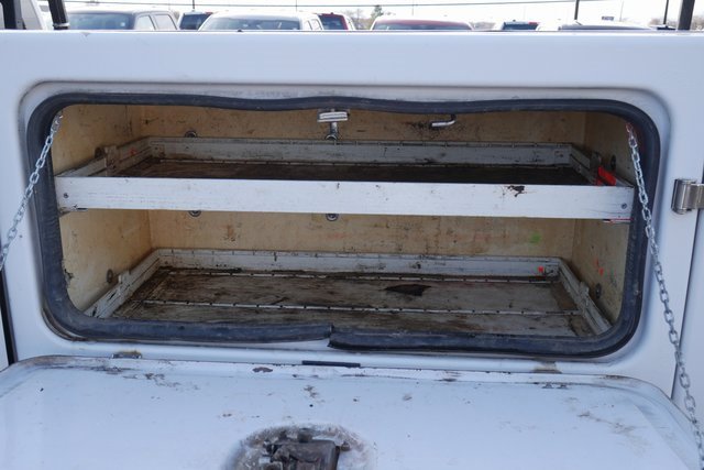 Used 2013 Ford F450 XL w/ Heavy Service Suspension Pkg image 6