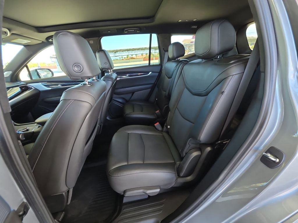 Certified 2024 Cadillac XT6 Premium Luxury w/ LPO, Floor Liner Package AWD/4WD image 26