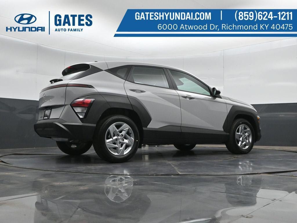 New 2027 Hyundai Kona SE FWD image 36