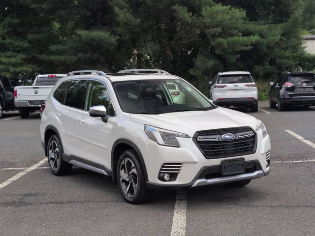 Used 2023 Subaru Forester Touring AWD/4WD image 3