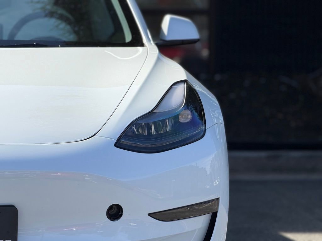 Used 2023 Tesla Model 3 Standard Range RWD image 5