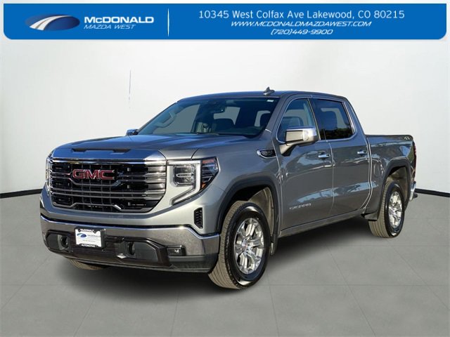 Used 2025 GMC Sierra 1500 SLT image 1