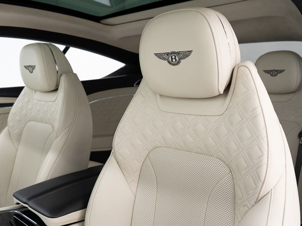 Used 2023 Bentley Continental GT Azure AWD/4WD image 16