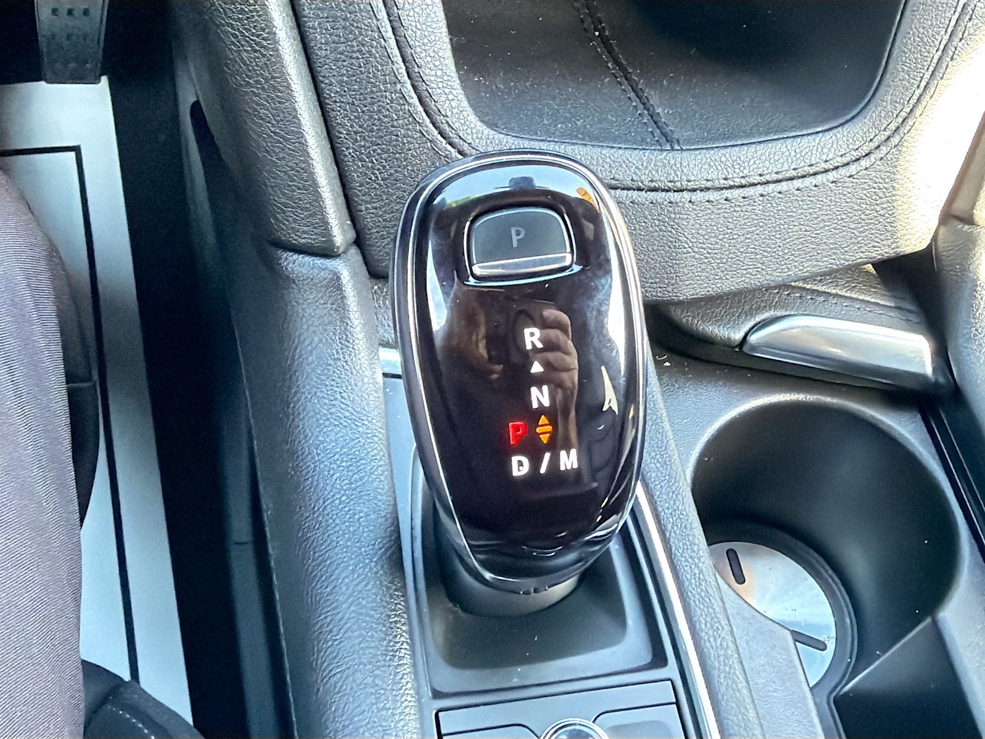 Used 2024 Cadillac XT6 Premium Luxury FWD image 17